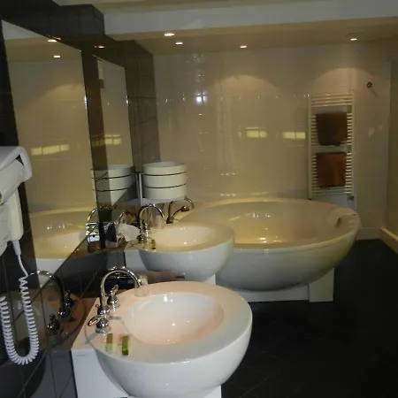 Hotel Le Grand De By Popinns 3*