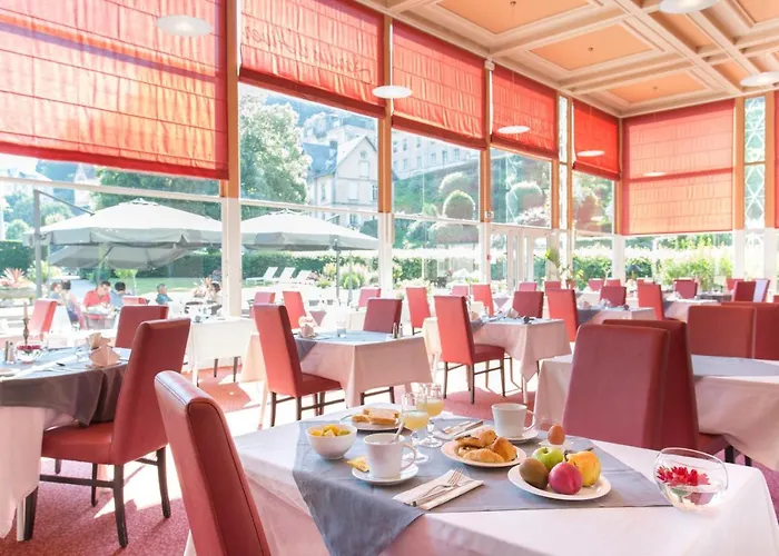 Le Grand De By Popinns