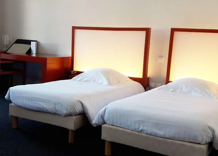 Le Grand De By Popinns